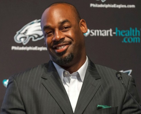 Former NFL Star Donovan McNabb Spends a Day In Jail For 2013 DUI Arrest